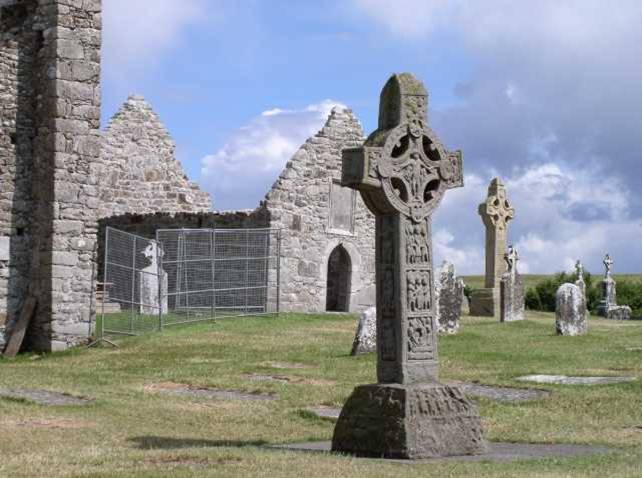 Image:ClonMacNoise.jpg