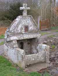 Fontaine St-Armel à Languédias