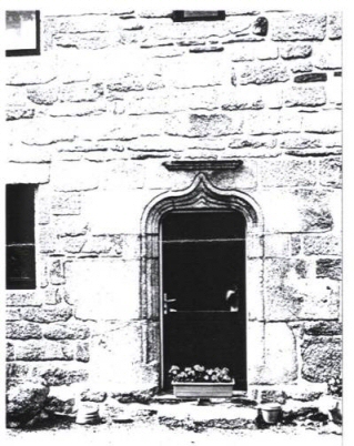  la porte du manoir