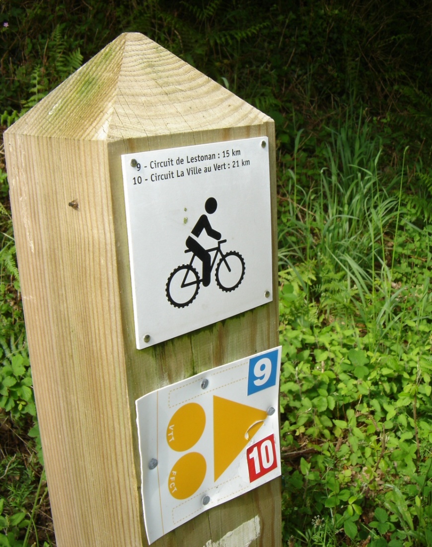 Image:RibouligPoteau.jpg