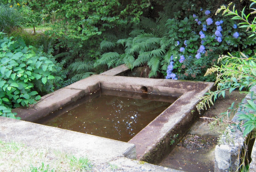Image:LavoirPontLenn1.jpg
