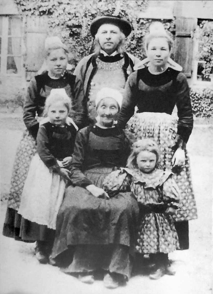 Image:RollandEnFamille.jpg