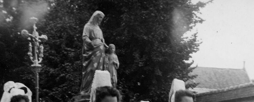 Image:ProcessionKerdévot.jpg