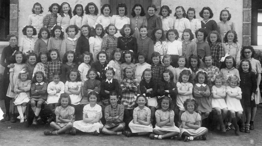 Image:EcoleFillesSt-Esprit1948.jpg