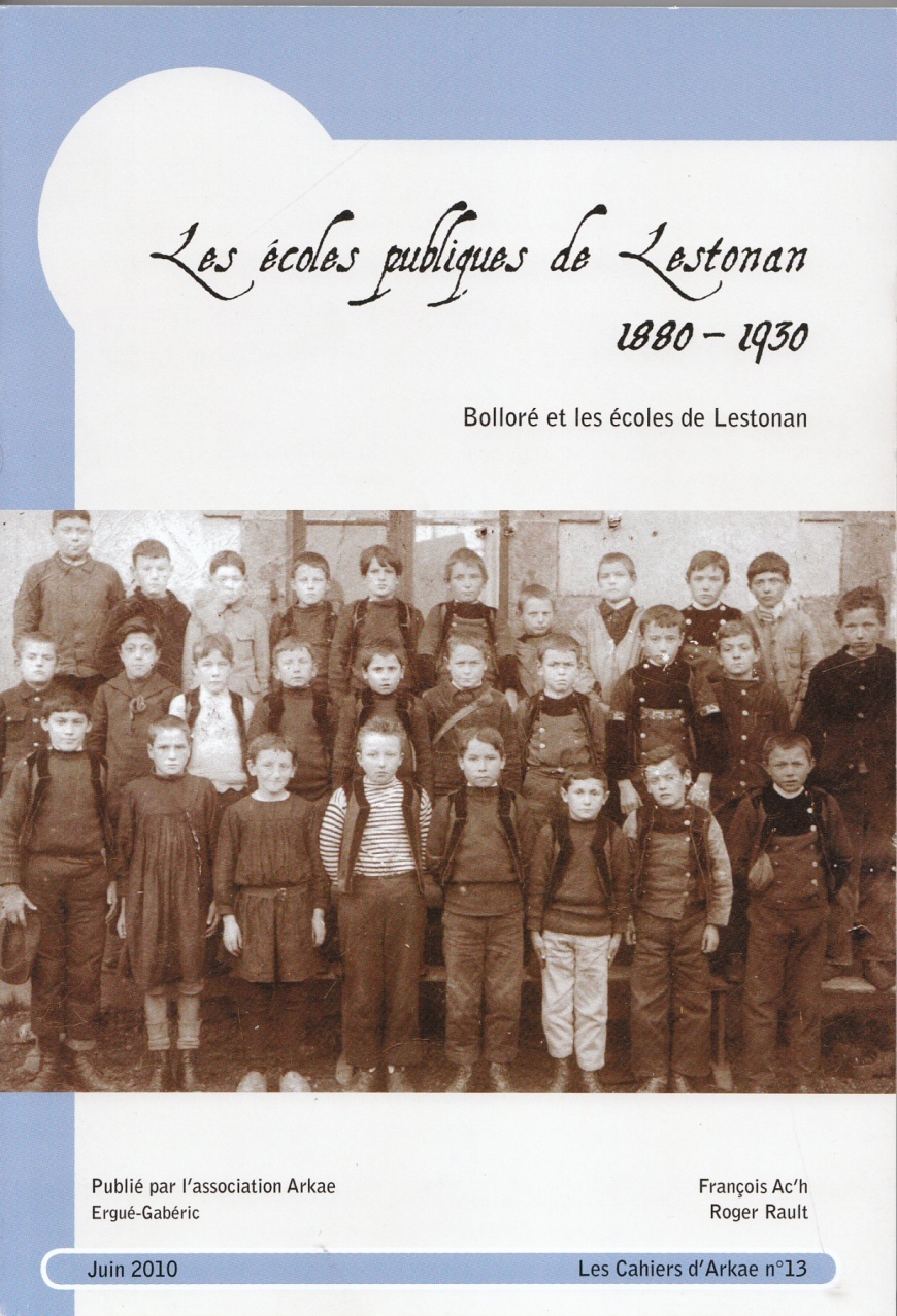 Image:ArkaeEcolesLestonan.jpg