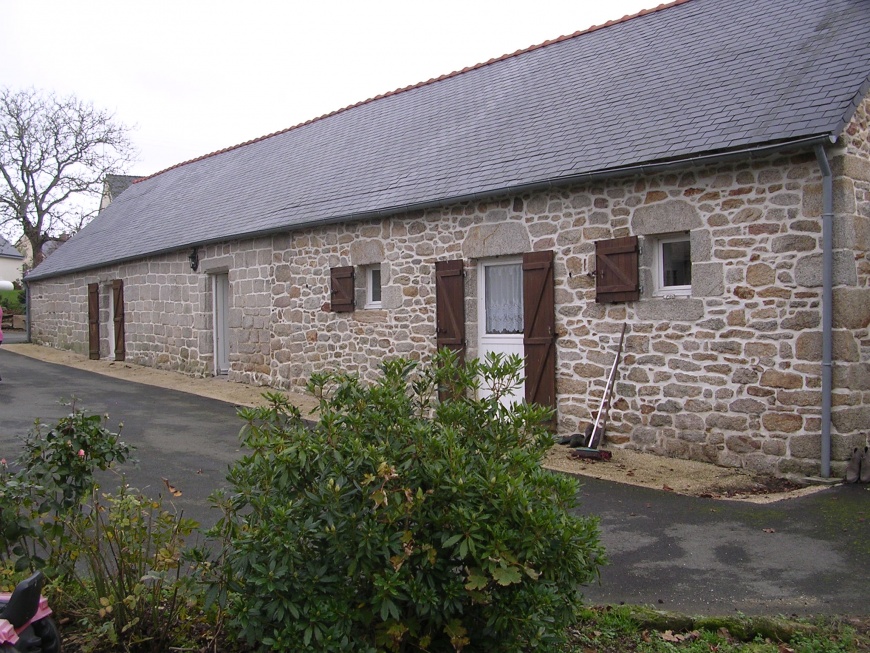 Image:Batiment1 pennanech.jpg