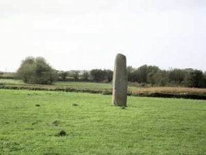 Menhir de Saint Gonvarc'h, commune de Landunvez
