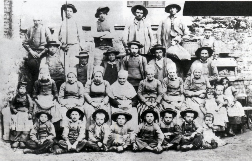 Image:AnciensOdet1900.jpg