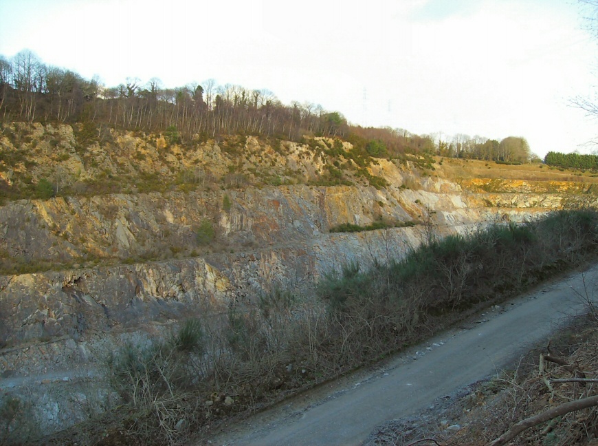 Image:CarrièreKerrous3.jpg