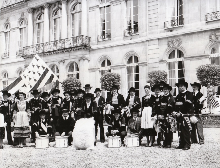 Image:ArReGoz-1976-4.jpg